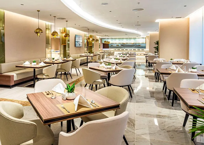Western Premier Sapphire Khách sạn 5*