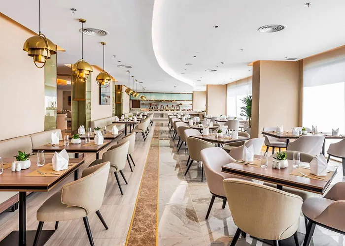 Khách sạn Western Premier Sapphire 5*